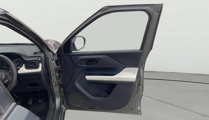 2022 Tata PUNCH PURE MT, Petrol, Manual, 47,445 km, RHS Front Door