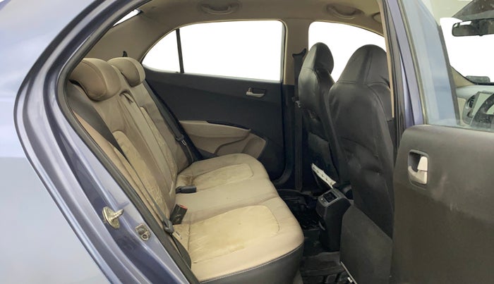 2014 Hyundai Xcent S (O) 1.2, Petrol, Manual, 1,40,022 km, Right Side Rear Door Cabin