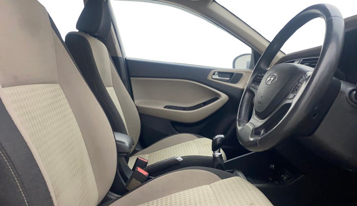 2019 Hyundai Elite i20 ASTA 1.2 (O), Petrol, Manual, 49,142 km, Right Side Front Door Cabin