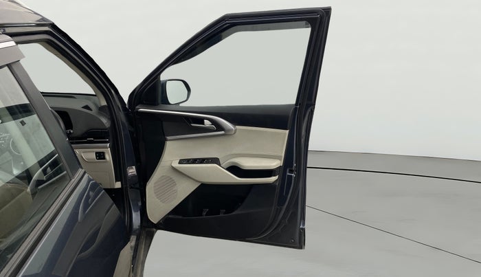 2024 KIA CARENS PRESTIGE 1.5 PETROL 7 STR, Petrol, Manual, 53,058 km, RHS Front Door