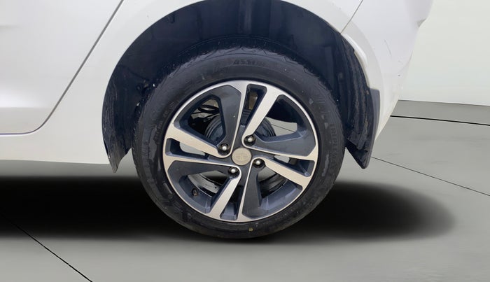 2022 Tata ALTROZ XZA PLUS, Petrol, Automatic, 53,140 km, Left Rear Wheel