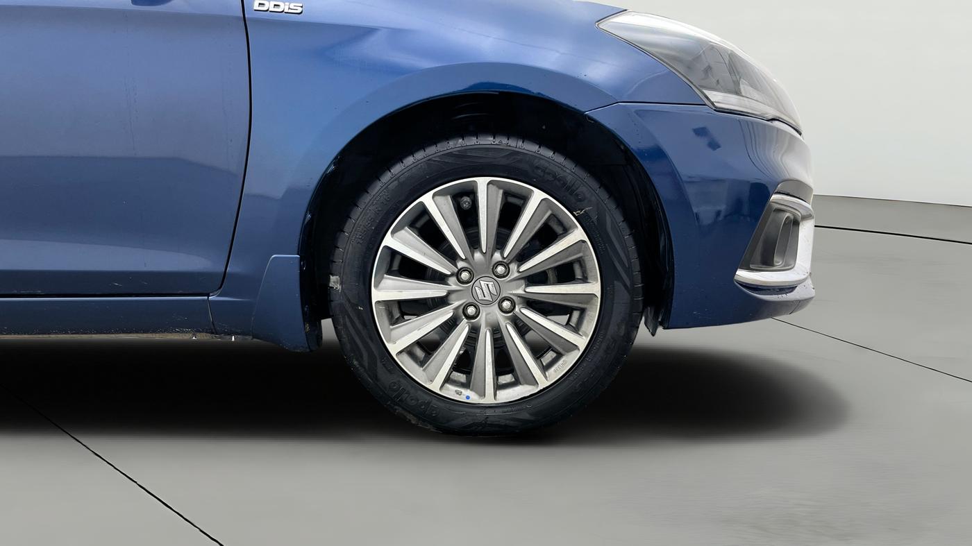 2018 Maruti Ciaz ALPHA DIESEL 1.3, Diesel, Manual, 68,912 km, Right Front Wheel