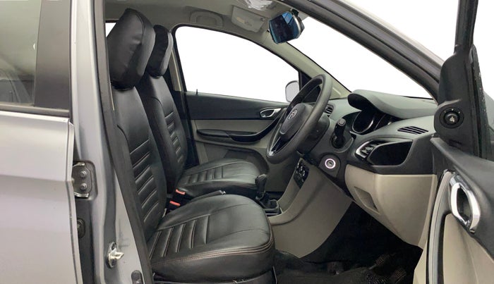 2018 Tata Tiago XZ PETROL, Petrol, Manual, 55,105 km, Right Side Front Door Cabin