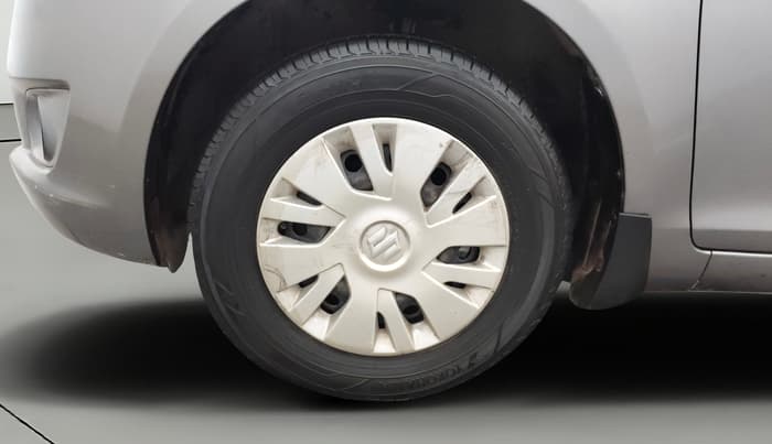 2013 Maruti Swift VXI, Petrol, Manual, 85,363 km, Left Front Wheel
