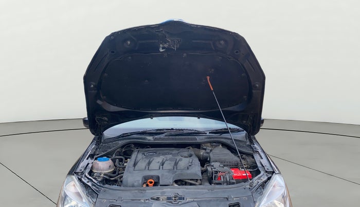 2013 Skoda Rapid ELEGANCE 1.6 TDI CR MT, Diesel, Manual, 85,878 km, Open Bonet