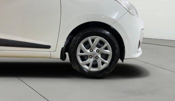 2018 Hyundai Grand i10 SPORTZ 1.2 KAPPA VTVT, CNG, Manual, 44,362 km, Right Front Wheel