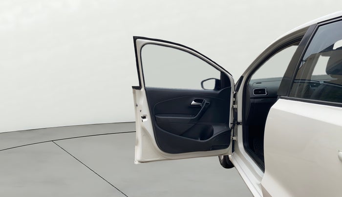 2018 Volkswagen Polo HIGHLINE PLUS 1.0 16 ALLOY, Petrol, Manual, 73,237 km, LHS Front Door