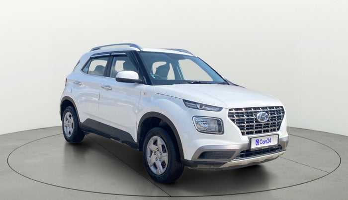 2021 Hyundai VENUE S 1.2, Petrol, Manual, 34,827 km, Right Front Diagonal