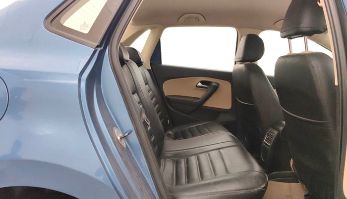 2016 Volkswagen Ameo HIGHLINE1.2L, Petrol, Manual, 59,833 km, Right Side Rear Door Cabin