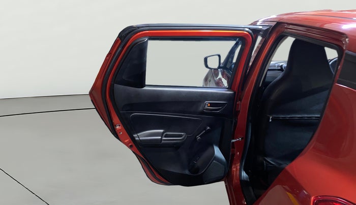 2018 Maruti Swift LXI, Petrol, Manual, 45,094 km, LHS Front Door