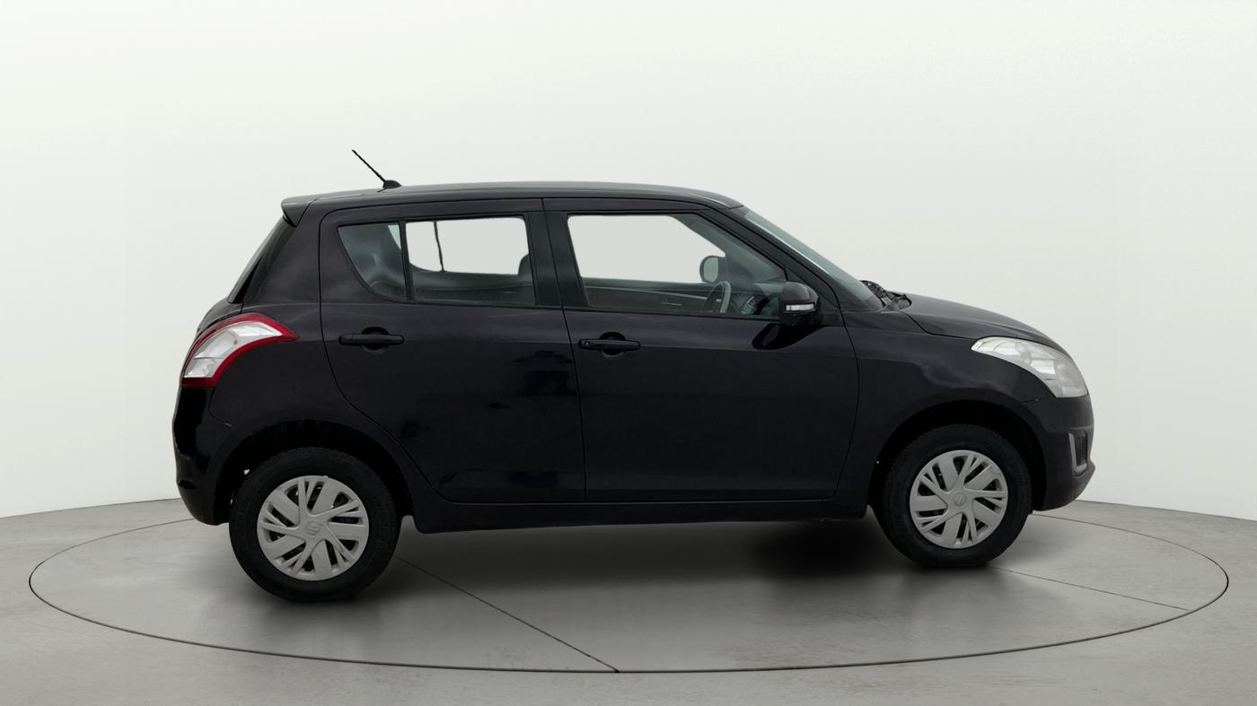 2015 Maruti Swift VXI, Petrol, Manual, 57,277 km, Right Side View