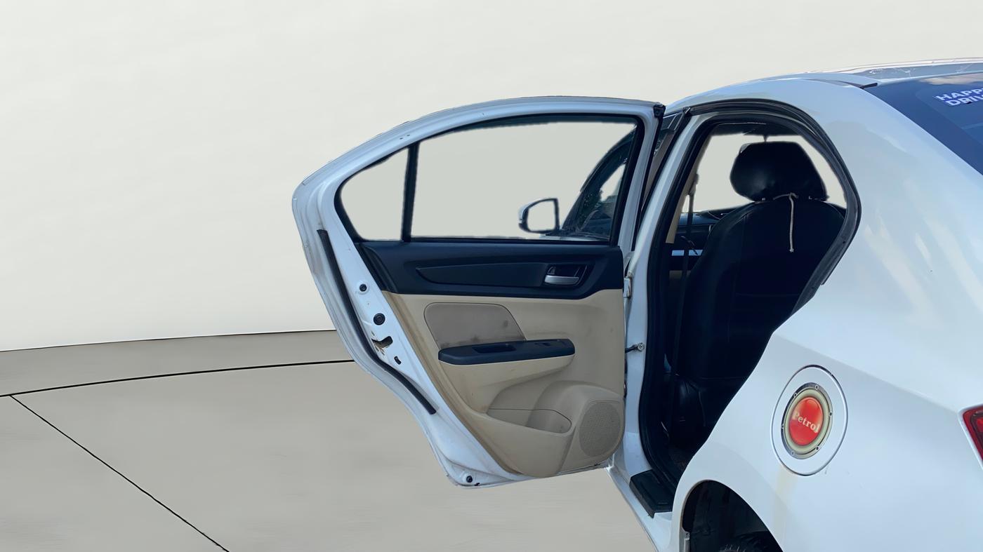 2024 Honda Amaze 1.2L I-VTEC S, CNG, Manual, 27,415 km, LHS Rear Door