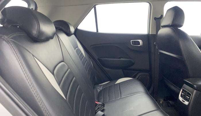2021 Hyundai VENUE SX 1.0 TURBO IMT, Petrol, Manual, 56,802 km, Right Side Rear Door Cabin