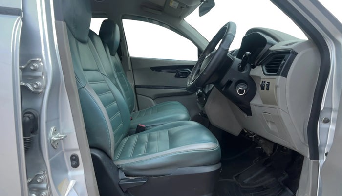 2017 Mahindra Kuv100 K4 PLUS 6 STR, Petrol, Manual, 78,163 km, Right Side Front Door Cabin