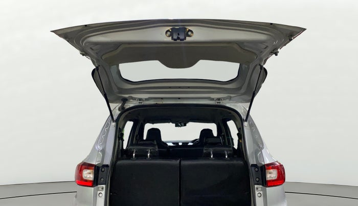 2021 Renault TRIBER RXZ, Petrol, Manual, 33,102 km, Boot Door Open