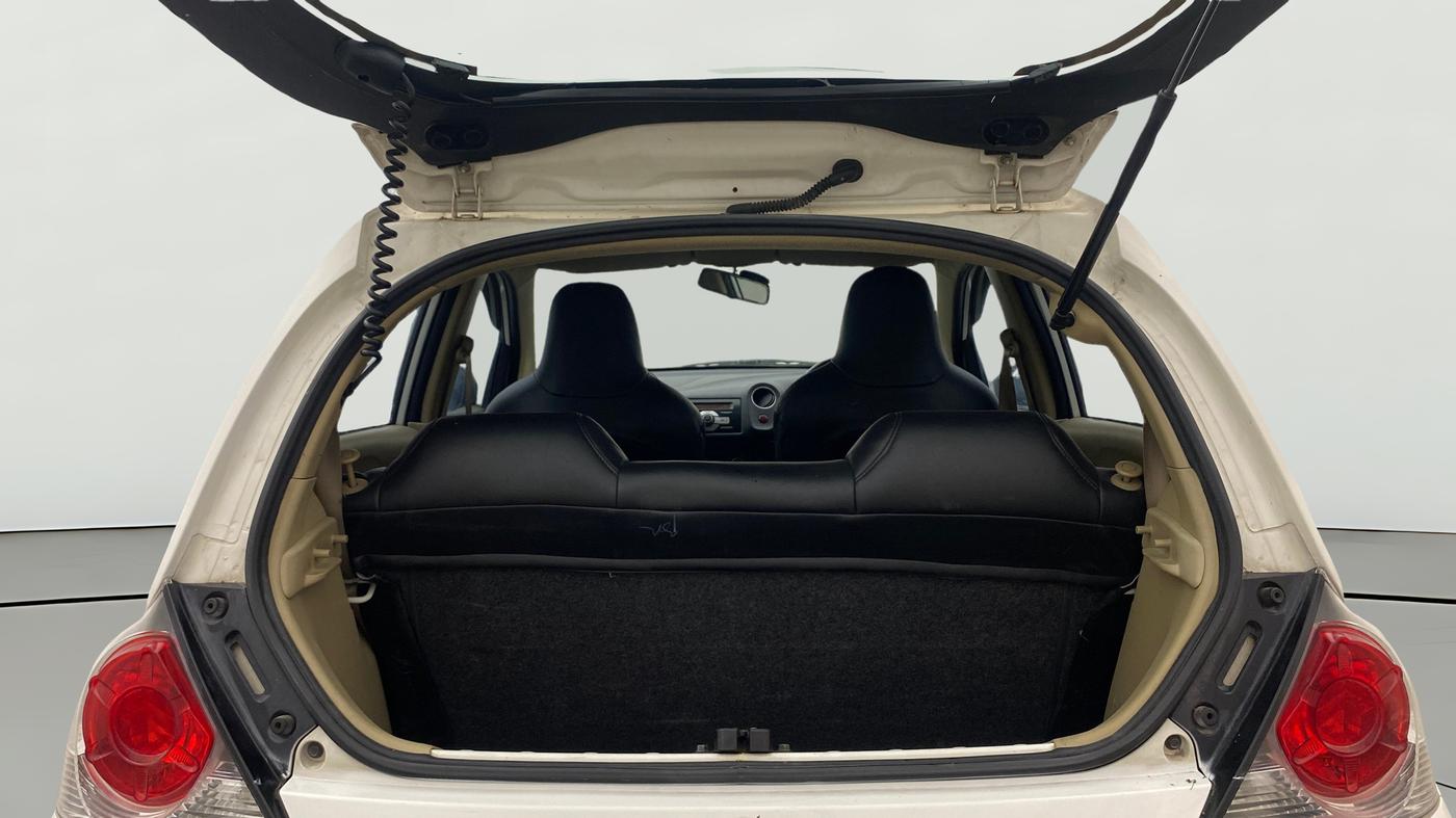 2014 Honda Brio S MT, Petrol, Manual, 64,172 km, Boot Open Zoomed View