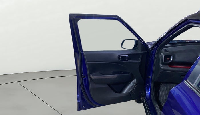 2024 Hyundai VENUE N LINE N6 1.0 TURBO DCT DUAL TONE, Petrol, Automatic, 19,998 km, LHS Front Door