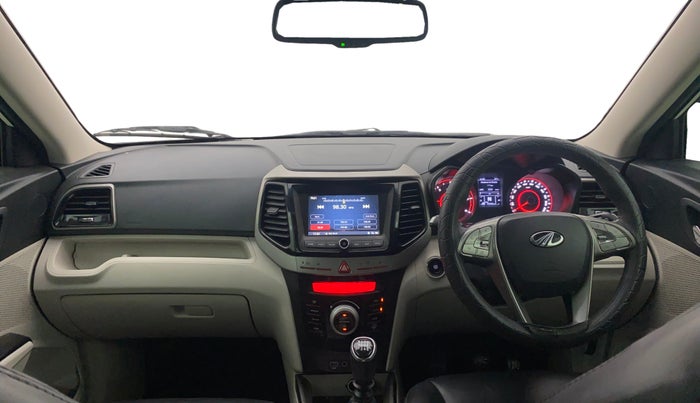 2022 Mahindra XUV300 W8 (O) 1.5 DIESEL, Diesel, Manual, 78,278 km, Dashboard