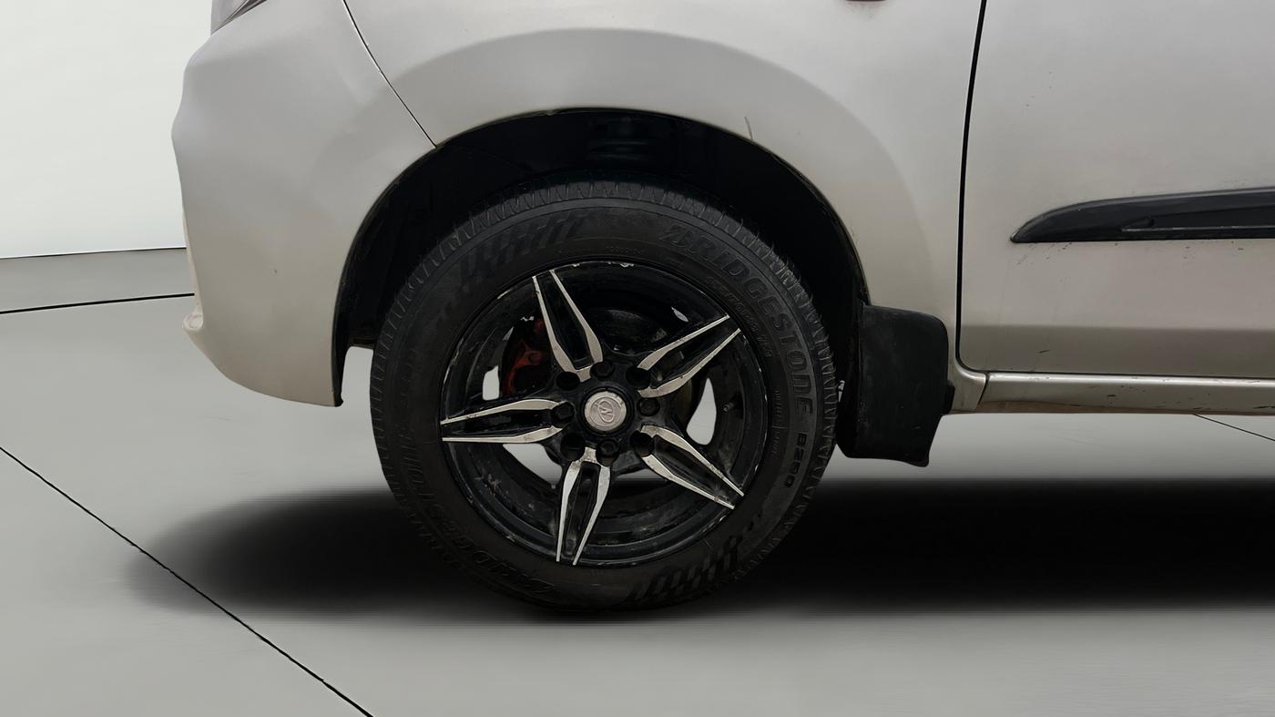 2021 Maruti Alto LXI OPT CNG, CNG, Manual, 69,756 km, Left Front Wheel