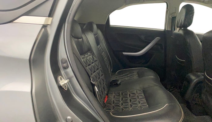 2021 Tata NEXON XMA SUNROOF PETROL, Petrol, Automatic, 62,616 km, Right Side Rear Door Cabin