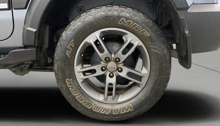 2023 Mahindra Thar LX PETROL HT 4WD AT, Petrol, Automatic, 33,973 km, Left Rear Wheel
