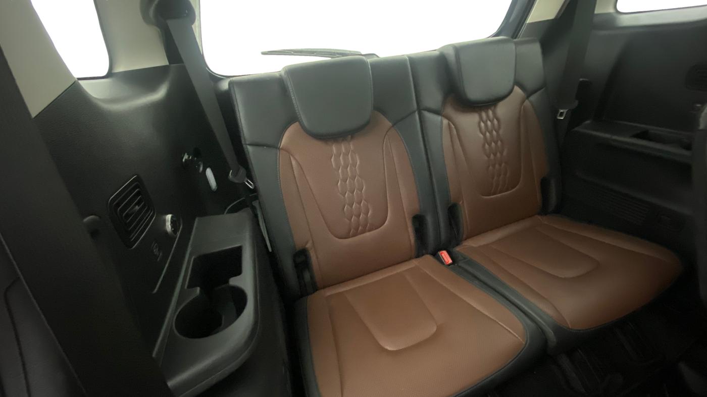 2022 Hyundai ALCAZAR 2.0 SIGNATURE MT 6STR, Petrol, Manual, 1,27,372 km, Third Seat Row ( optional )