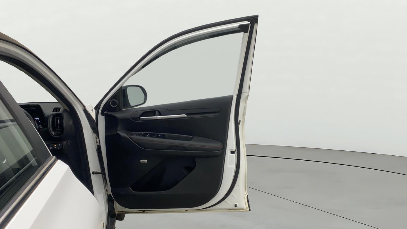 2021 KIA SONET GTX PLUS 1.5 AT DUAL TONE, Diesel, Automatic, 45,910 km, RHS Front Door