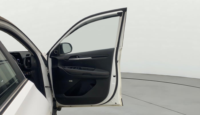 2021 KIA SONET GTX PLUS 1.5 AT DUAL TONE, Diesel, Automatic, 45,786 km, RHS Front Door