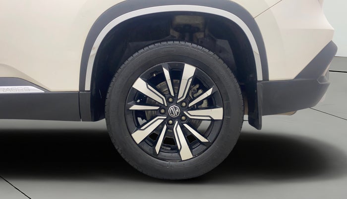 2019 MG HECTOR SHARP 1.5 DCT PETROL, Petrol, Automatic, 30,868 km, Left Rear Wheel