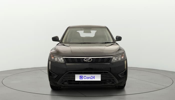 2021 Mahindra XUV300 W4 1.2 PETROL, Petrol, Manual, 31,717 km, Front