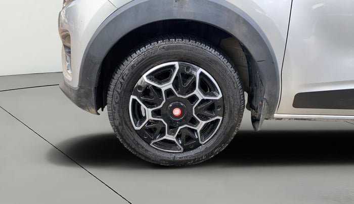 2020 Renault TRIBER RXZ AMT, Petrol, Automatic, 71,033 km, Left Front Wheel