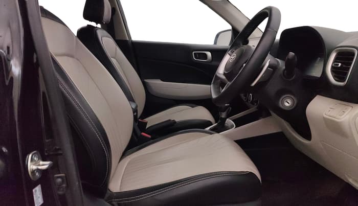 2023 Hyundai VENUE S (O) 1.0 Turbo Petrol DCT, Petrol, Automatic, 18,221 km, Right Side Front Door Cabin