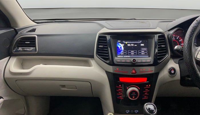 2021 Mahindra XUV300 W8 1.2 PETROL, Petrol, Manual, 52,390 km, Air Conditioner