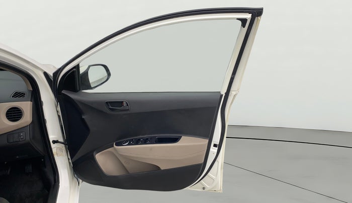 2016 Hyundai Grand i10 MAGNA AT 1.2 KAPPA VTVT, Petrol, Automatic, 45,810 km, RHS Front Door