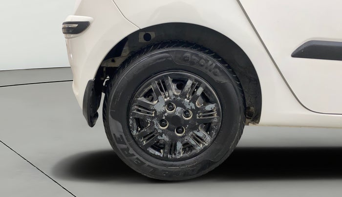 2013 Hyundai i10 ERA 1.1, Petrol, Manual, 17,646 km, Right Rear Wheel