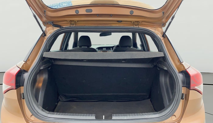 2015 Hyundai i20 Active 1.2 S, Petrol, Manual, 76,260 km, Boot Open Zoomed View