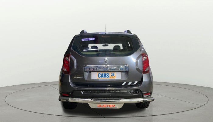 2017 Renault Duster RXE PETROL, Petrol, Manual, 27,433 km, Back/Rear