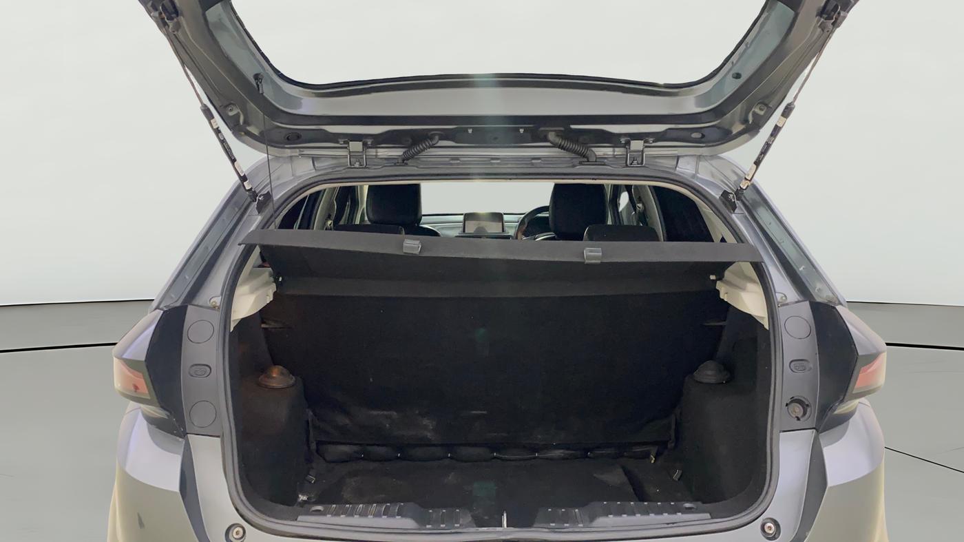 2023 Tata ALTROZ XZ PETROL, Petrol, Manual, 43,332 km, Boot Open Zoomed View