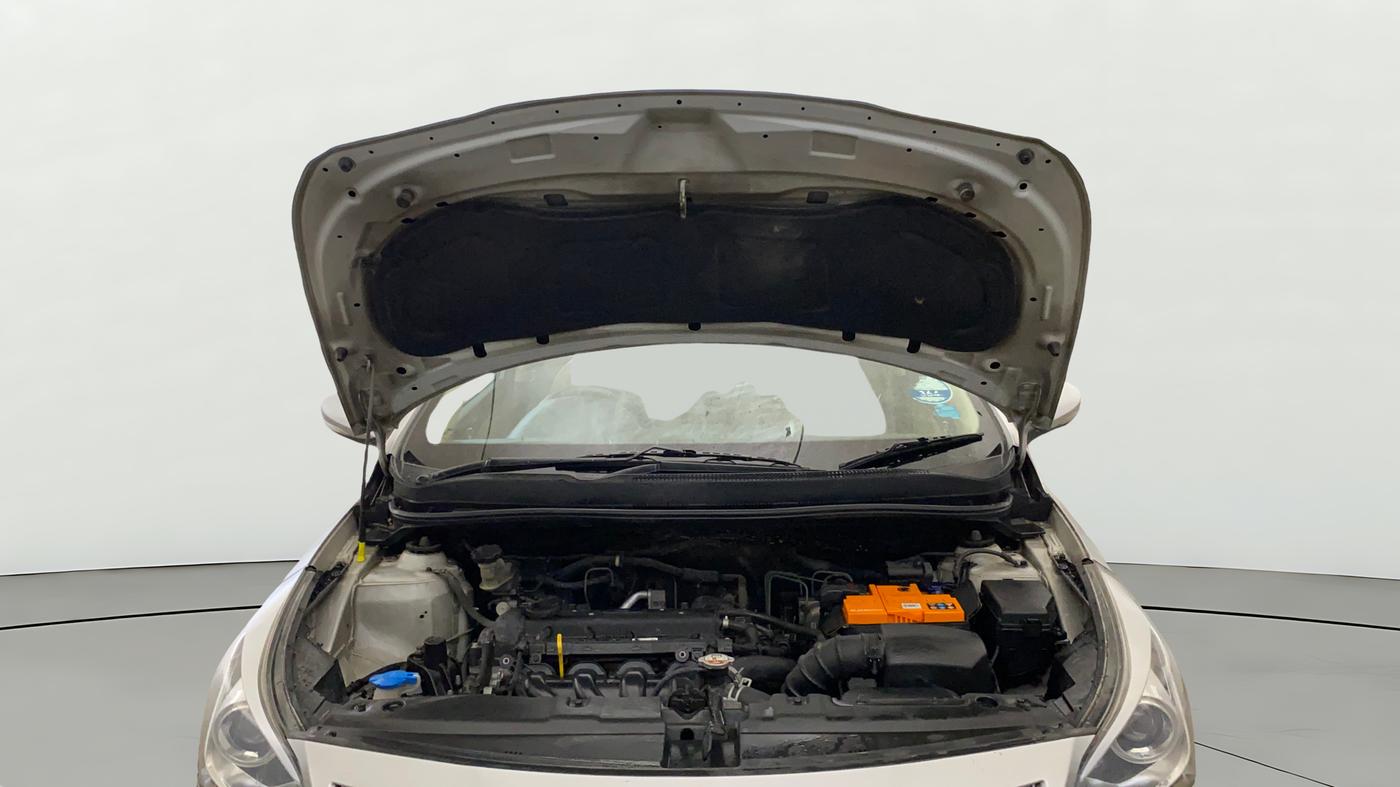 2015 Hyundai Verna FLUIDIC 4S 1.6 VTVT SX, Petrol, Manual, 68,525 km, Open Bonet