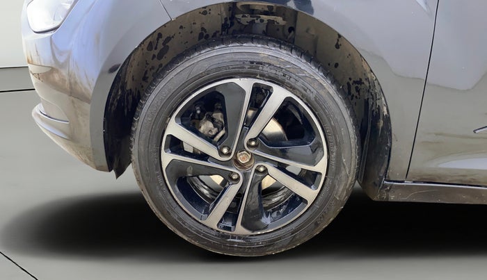 2022 Tata ALTROZ XZA PLUS DARK EDTION, Petrol, Automatic, 76,384 km, Left Front Wheel