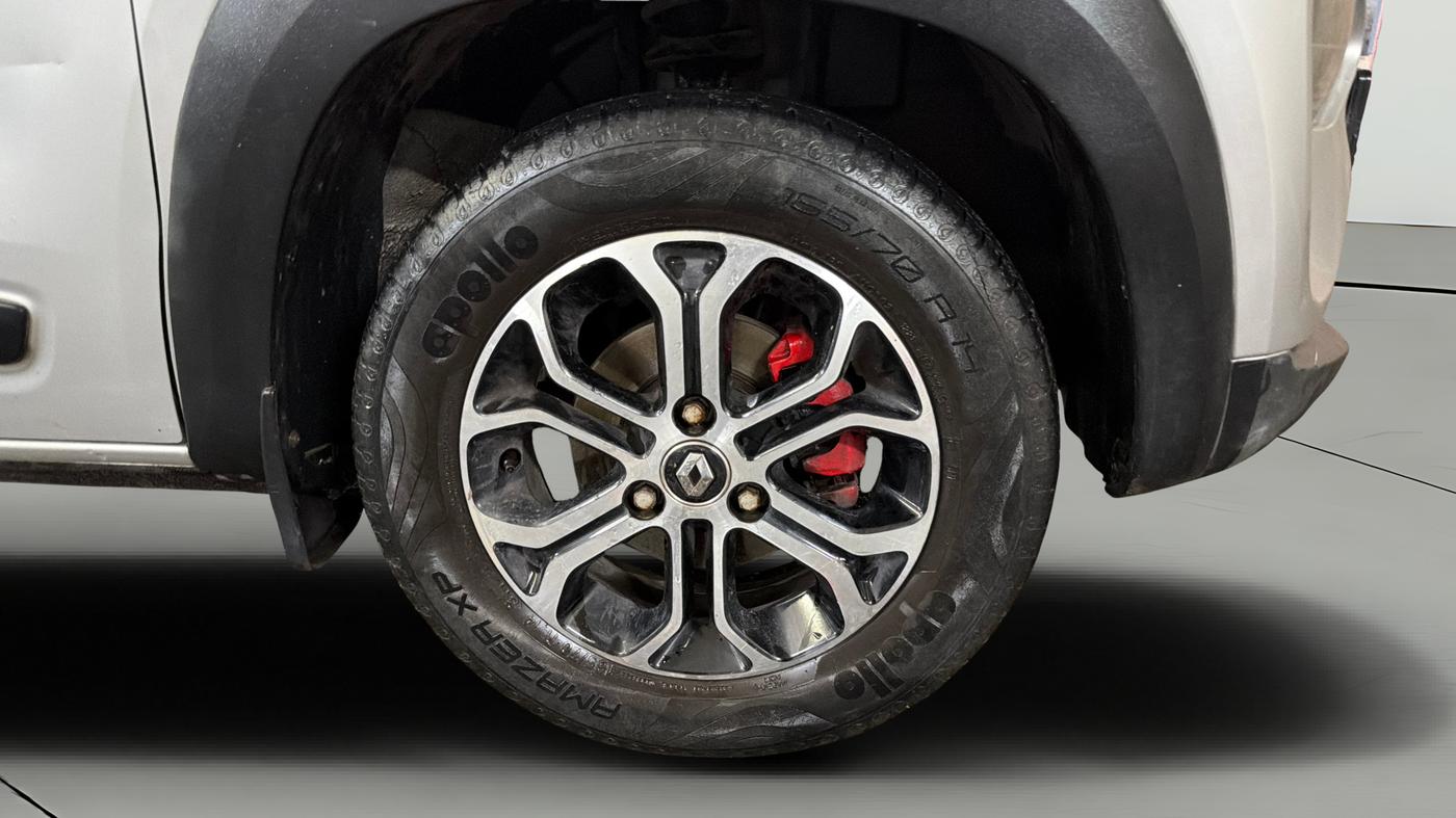 2021 Renault Kwid RXL, Petrol, Manual, 40,654 km, Right Front Wheel