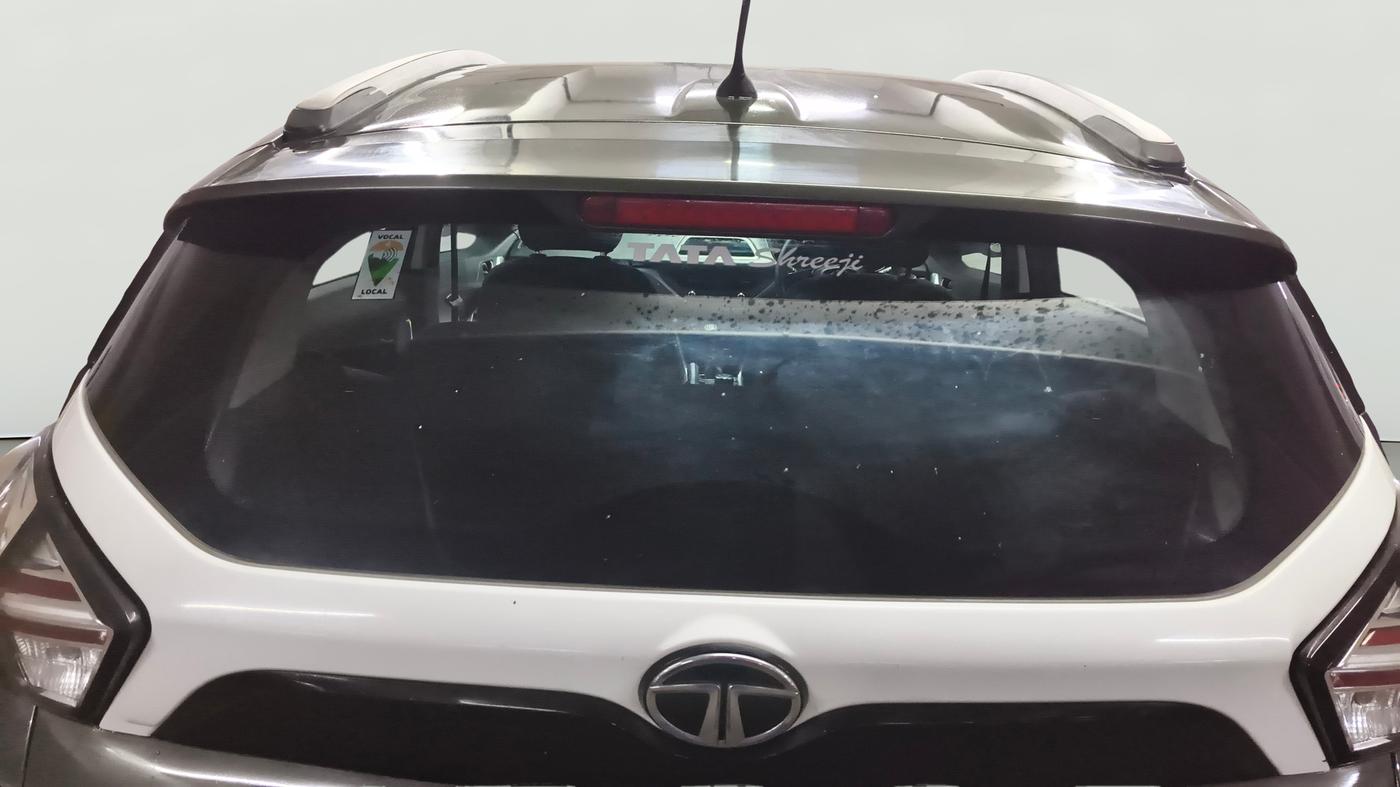 2022 Tata NEXON XM PETROL, Petrol, Manual, 74,200 km, Rear Windshield
