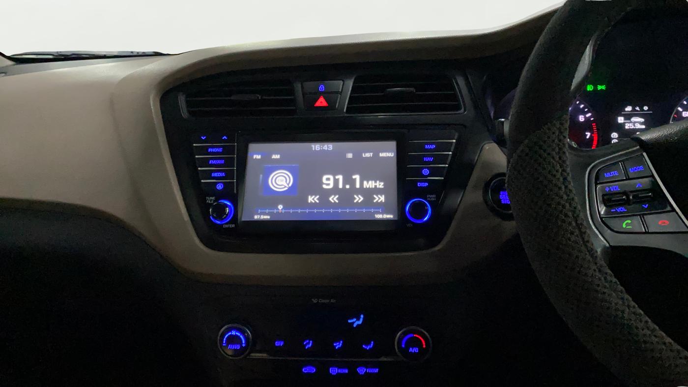 2017 Hyundai Elite i20 ASTA 1.2 (O), Petrol, Manual, 55,000 km, Air Conditioner