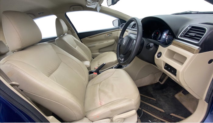 2021 Maruti Ciaz ALPHA  AT 1.5 SHVS PETROL, Petrol, Automatic, 18,414 km, Right Side Front Door Cabin