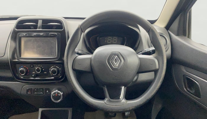 2016 Renault Kwid RXT 1.0 AMT, Petrol, Automatic, 52,846 km, Steering Wheel Close Up