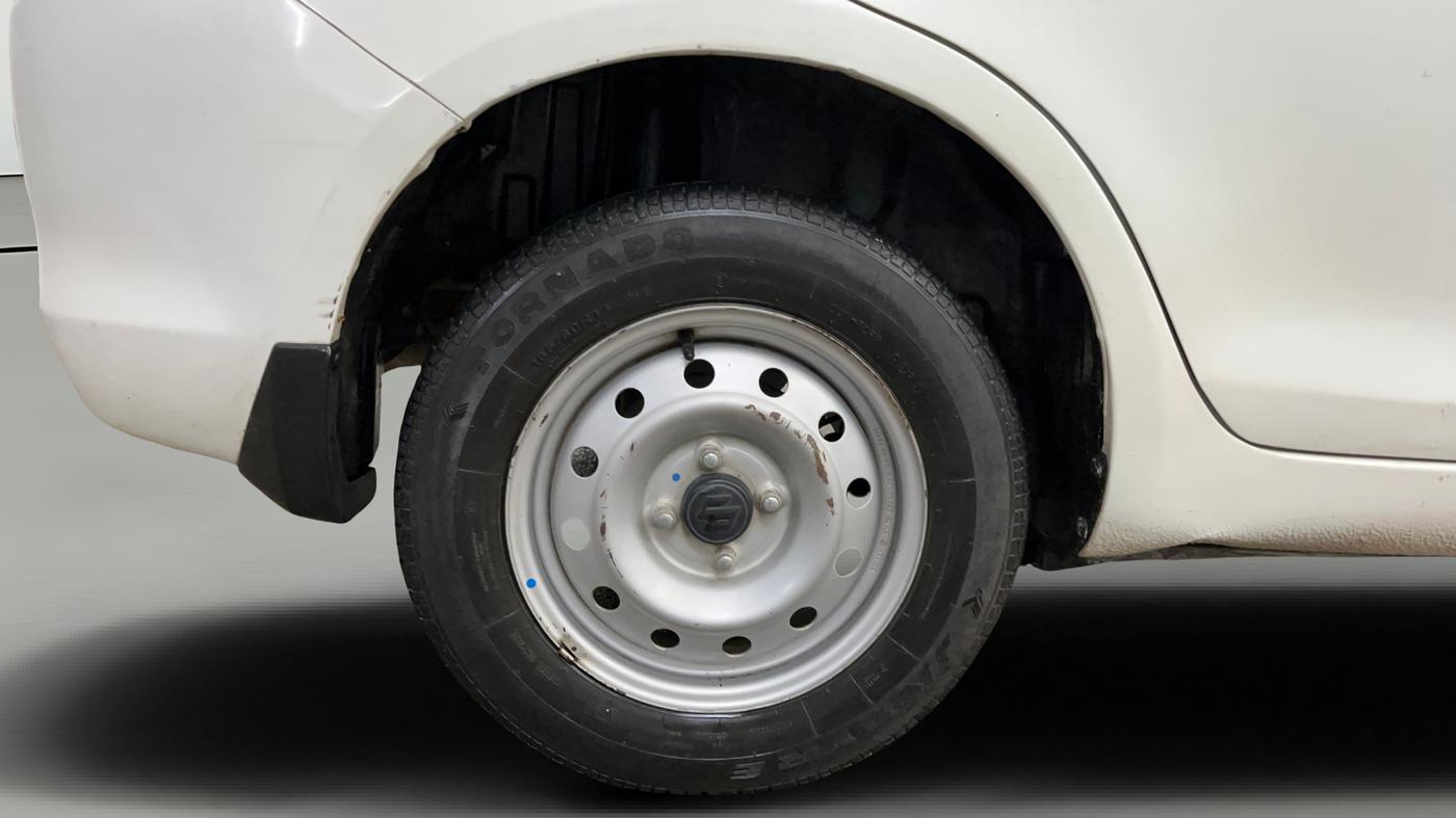 2021 Maruti Swift Dzire TOUR S-CNG, CNG, Manual, 56,509 km, Right Rear Wheel