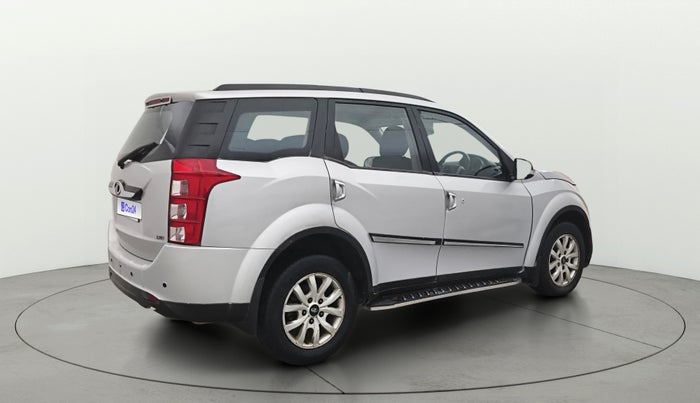 2015 Mahindra XUV500 W8, Diesel, Manual, 86,787 km, Right Back Diagonal