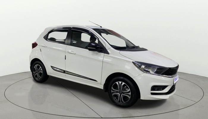 2024 Tata Tiago XTA PETROL, Petrol, Automatic, 10,806 km, Right Front Diagonal