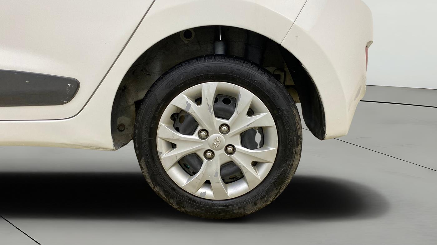 2013 Hyundai Grand i10 SPORTZ 1.2 KAPPA VTVT, Petrol, Manual, 45,242 km, Left Rear Wheel