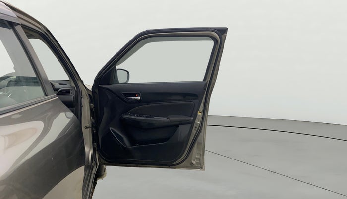 2022 Maruti Swift VXI, Petrol, Manual, 4,021 km, RHS Front Door